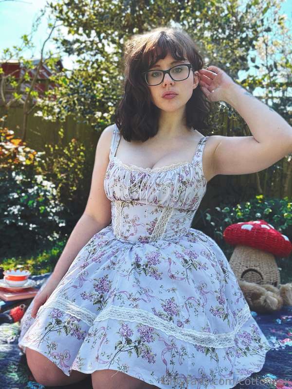 I got a fancy dress and did a fancy photoshoot. Well, it’s n.. 27