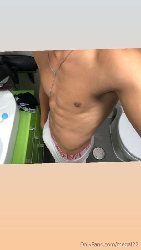 Megal22 - Onlyfans - 31 Oct, 2024