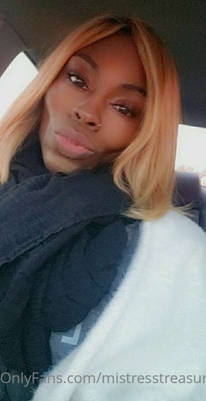Nothing like a quickie😉 and stuck in traffic selfie... stay ..
