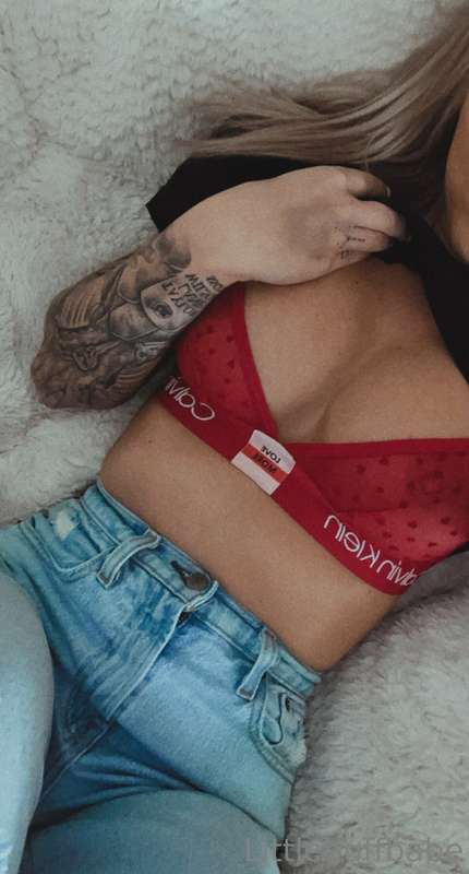 Littlebuffbabe - Onlyfans - 20 Dec, 2022