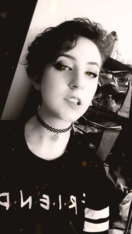Here's a bunch of photos of me being a dork with edgy snapch..