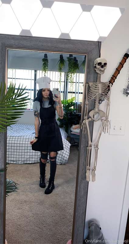 Chef cosplay set pt. 1🖤 this was a cosplay from the Total Dr.. 8