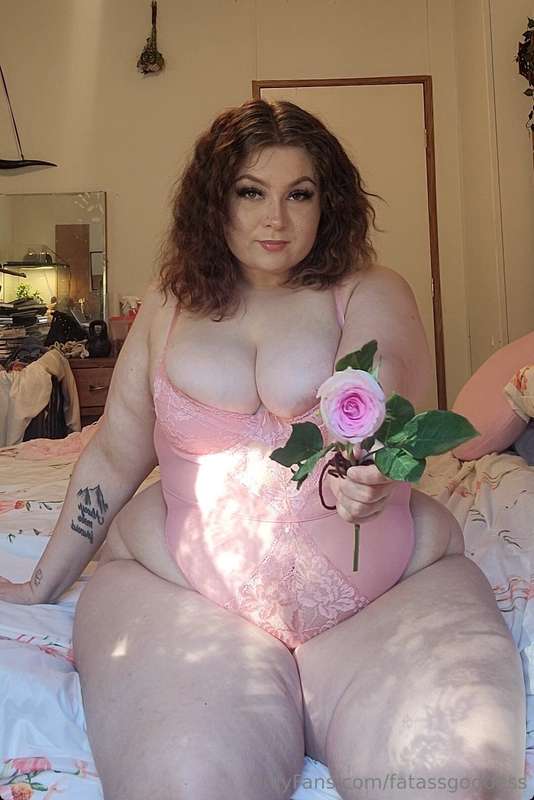 Fatassgoddess - Onlyfans - 28 Feb, 2025 1