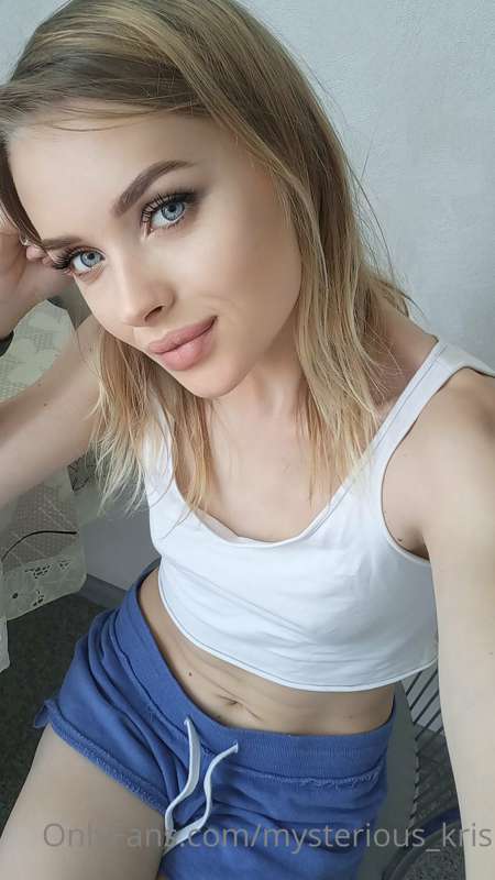ʜᴇʟʟᴏ ᴇᴠᴇʀʏᴏɴᴇ 😘😘, ʜᴏᴡ ᴡᴀs ʏᴏᴜʀ ᴡᴇᴇᴋᴇɴᴅ? ᴛᴇʟʟ ᴍᴇ ɪɴᴛᴇʀᴇsᴛɪɴɢ..