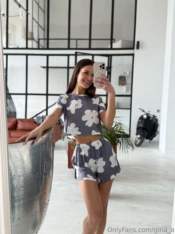 I love pleasing you with my morning images and getting compl..
