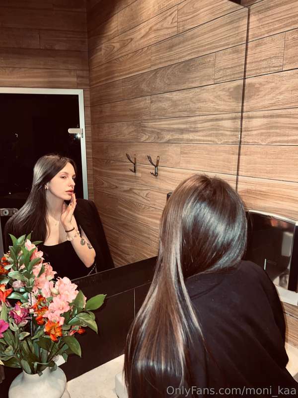 Do you like your elegant girl?🥰 I'm always trying to be the .. 3