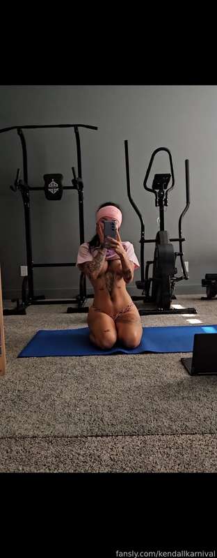 Kendallkarnival - Fansly - 19 Sep, 2023