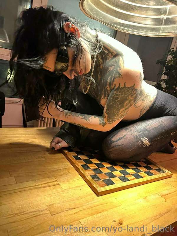 Have you ever played a strip-chess? ♟️😈