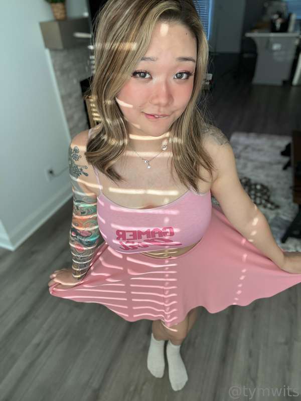 e-girl cosplay.. how'd i do uwu
