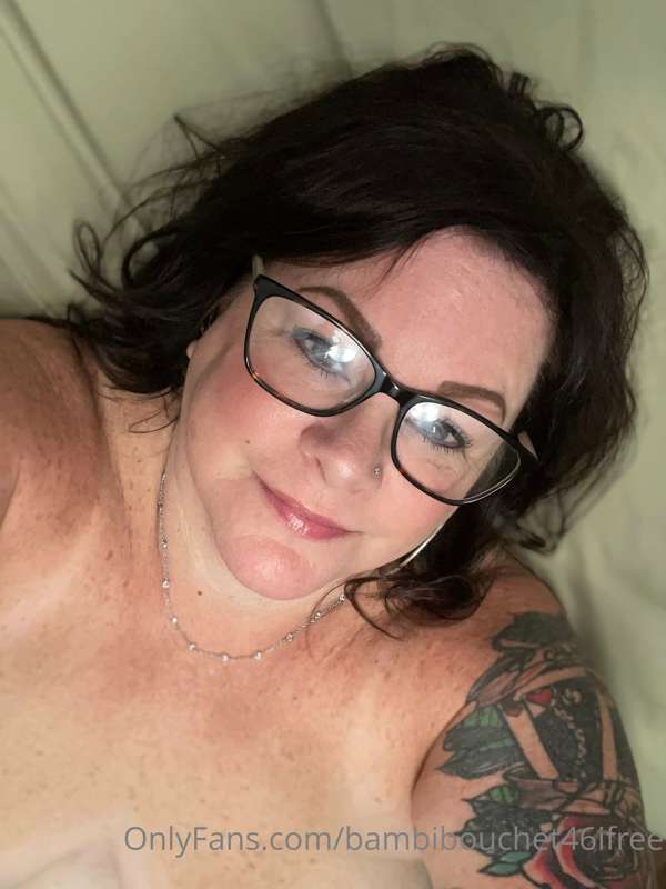 Happy HUMP DAY big DADDY!!!Let’s get Bizzzzy!!!!
Be Sexy!!! 1