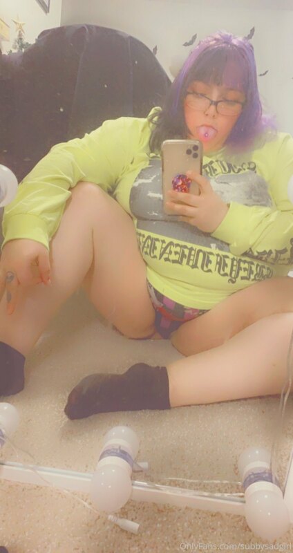 goodnight my little slaves ??


got ya