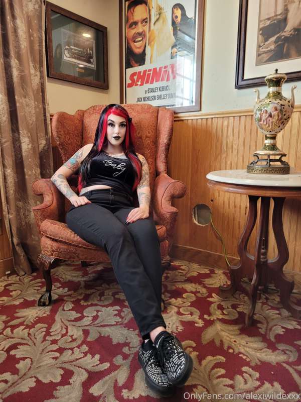 I love a good classic horror movie!
What are you favorites?