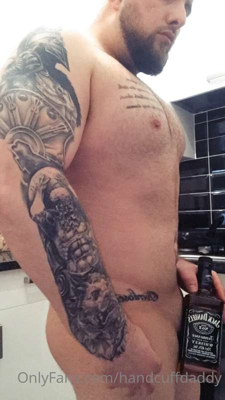 Who fancies some home cooked food and a drink 🥃🍝😈🍆 2