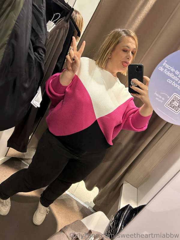 Come shopping with me hahaha ! Wanna guess what i bought ? 10
