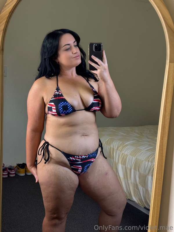 black hair blue green eyes and thick thighs… too much?