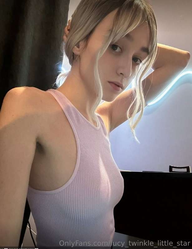 ## 💌 𝐎𝐍𝐋𝐈𝐍𝐄 𝐑𝐈𝐆𝐇𝐓 𝐍𝐎𝐖 💌## @ssstella_shyyy goddess with perfe..