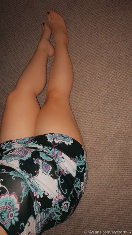 Just done a photo shoot. ❤️🍑💦🥵 tip me $5 or more and I’ll se..
