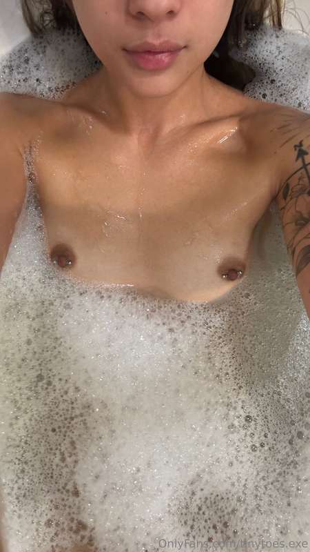 Must be nice having someone to wash you when you feel lazy b..