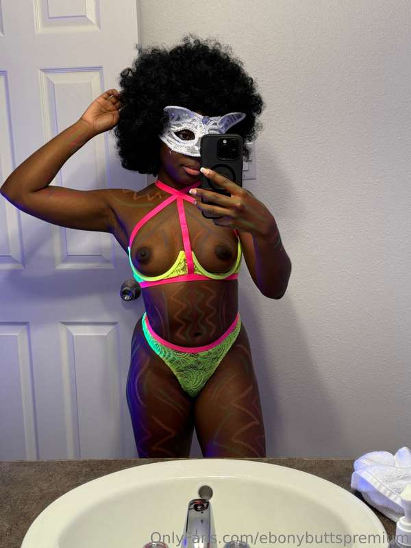 🙈 9