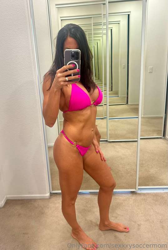Today’s sexy beach look 🩷 2