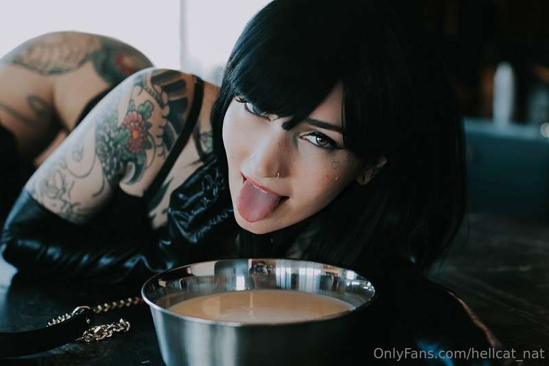 Time to get milky 🍓💌🥛 I'm updating my profile and want your .. 1