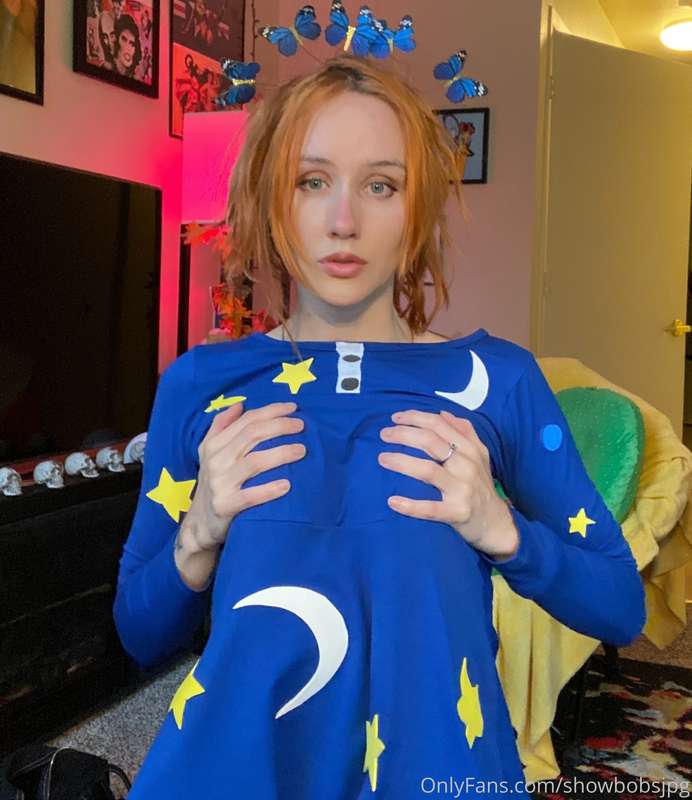 HaaAAAppy Halloween!! A little Ms Frizzle action 🎃💫 theres m..
