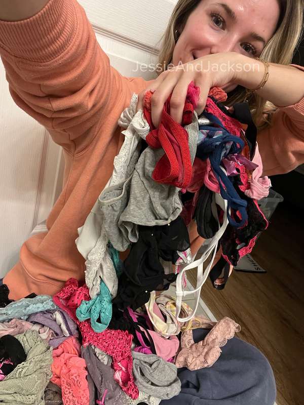 Calling all PANTY LOVERS! 🔥 US & Canada shipping only! I am .. 3