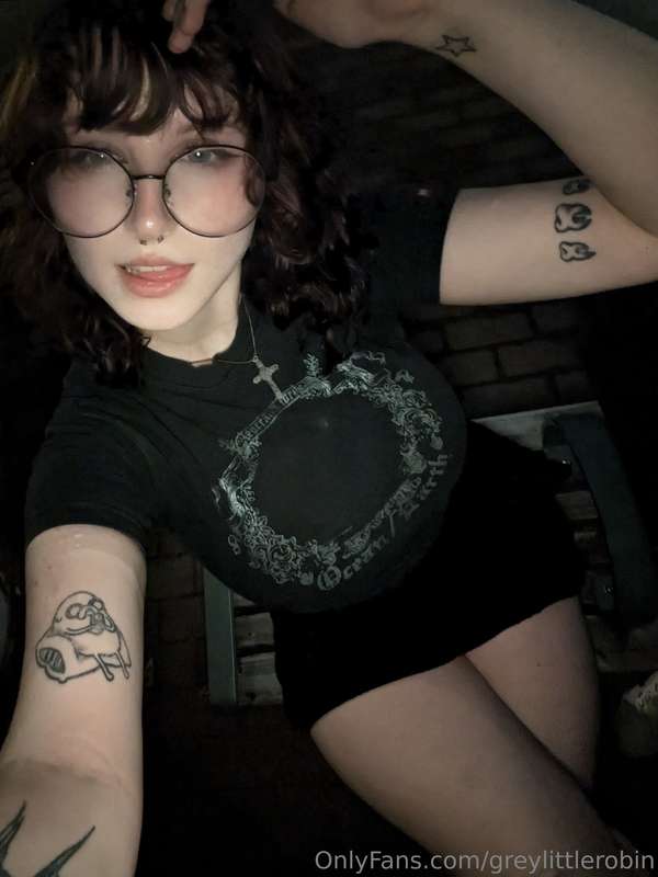 Do you think I look cute here, or is it giving final boss vi.. 3