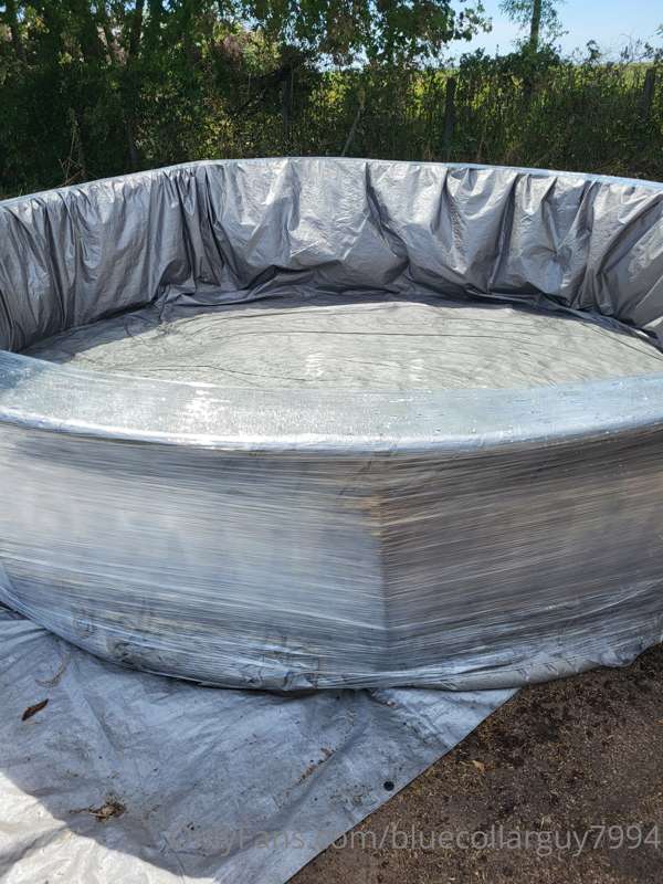 @justme7994 and I made a pool for our old trampoline today.... 3