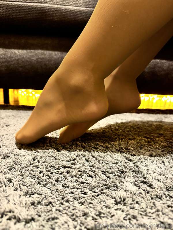 Zeynylons - Onlyfans - 13 Aug, 2024 1