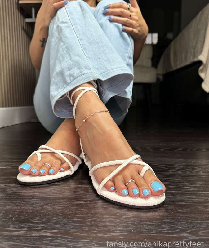 Anikaprettyfeet_ - Fansly - 24 Jun, 2025 22