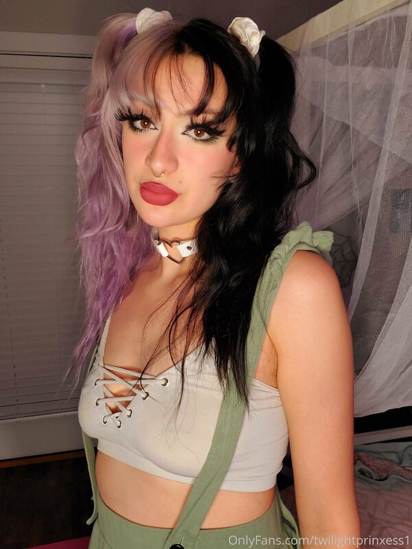 Full set will be on my paid page? 3