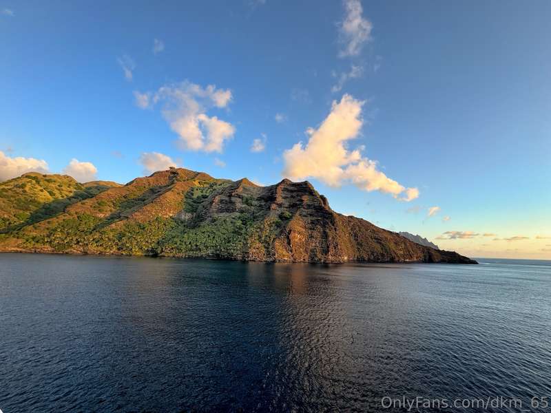 Been so busy running from island to island doing touristy th..