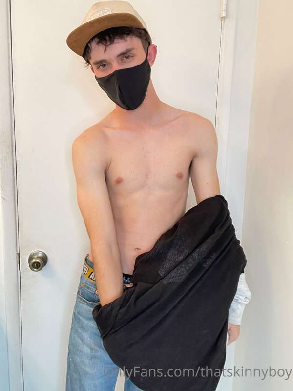 My birthday is in 5 days, does anyone want to buy my a gift?.. 14