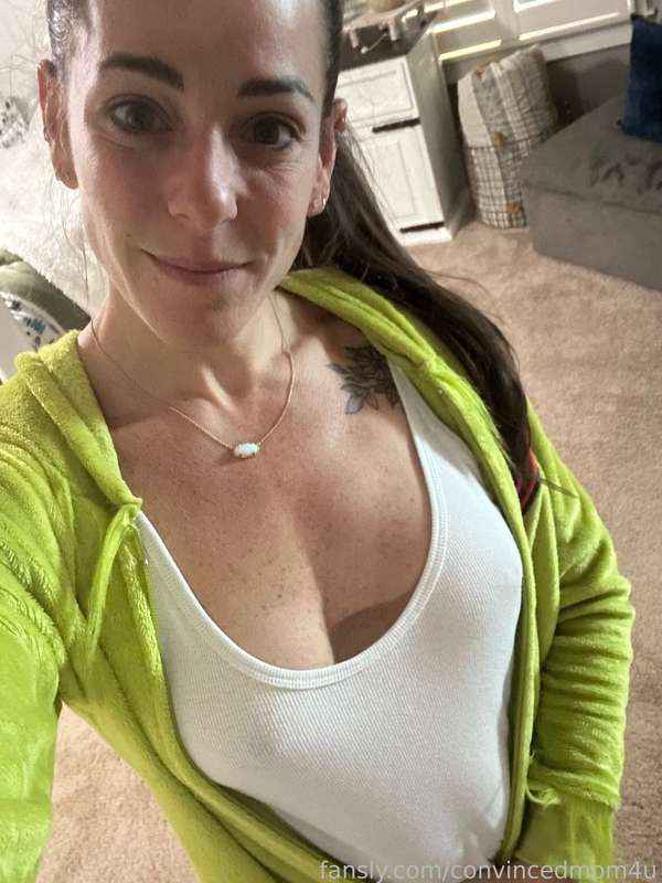 Convincedmom4U - Fansly - 09 Dec, 2024