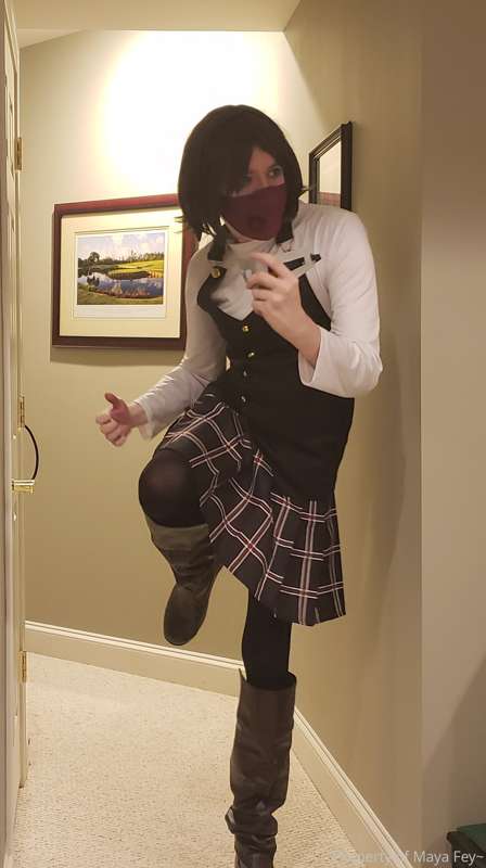 Makoto Niijima set! 😊 
You will join the phandom.... you wil.. 5