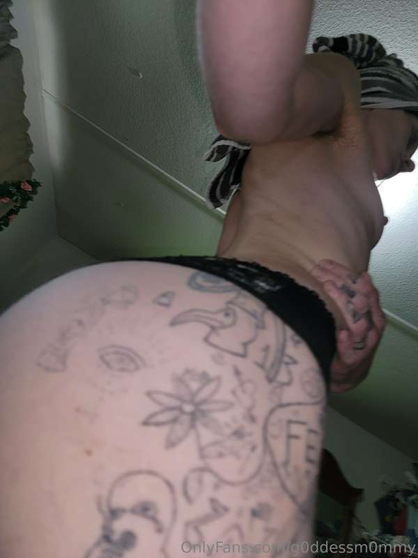 G0Ddessm0Mmy - Onlyfans - 18 Sep, 2023 1