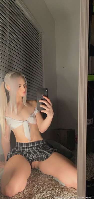 DM