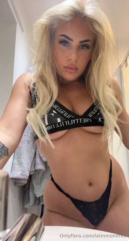 You like my under tit?😈
