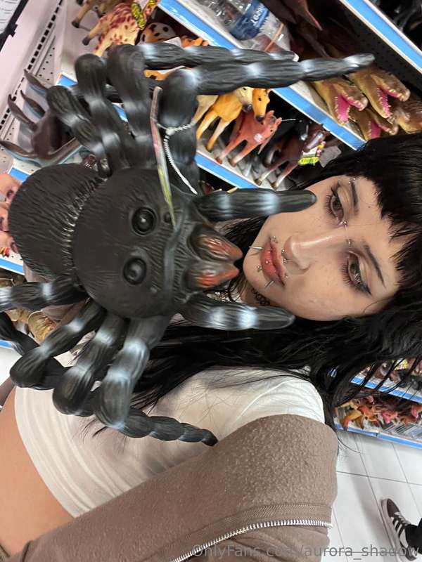 If this spider were real, I'd already be screaming like in a..