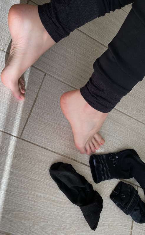 Feetlady - Fansly - 13 Jan, 2023 8