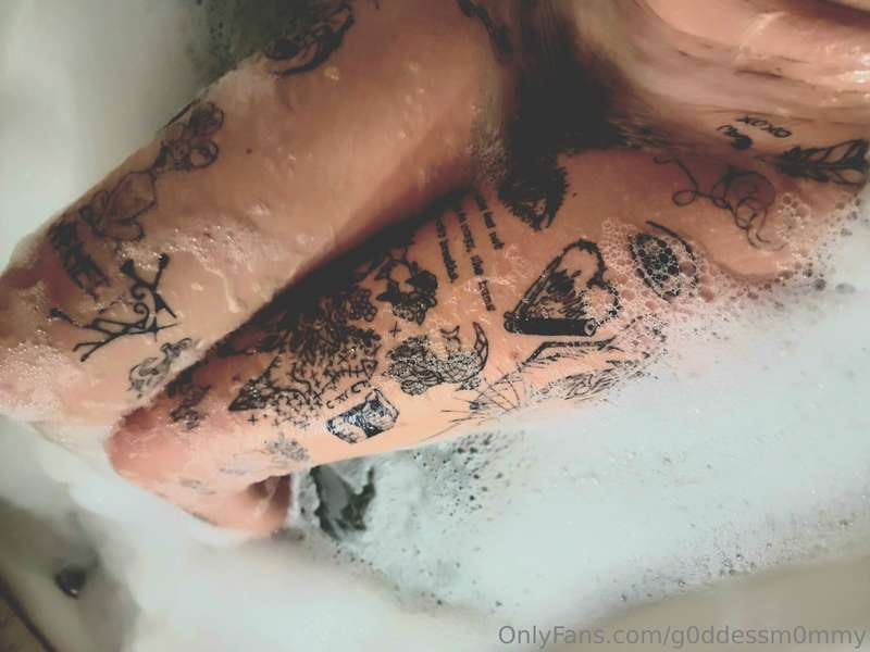 G0Ddessm0Mmy - Onlyfans - 30 Apr, 2024 4