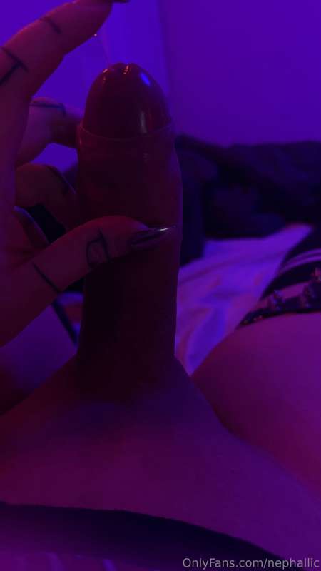 Okay, had some stuff come up but got some great girlcock pho..