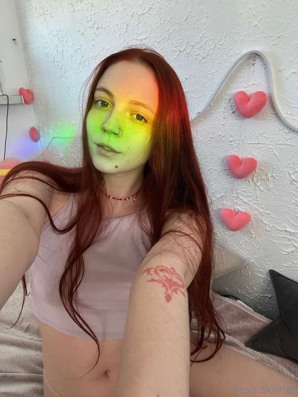 Hi, I'm on vacation now, but I'll be back soon🥰🌈
