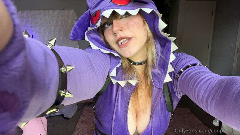 THE FAMOUS GENGAR SUIT!!(more gengar content coming Soon too.. 11