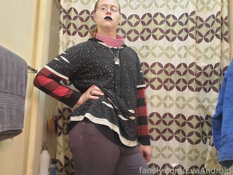 Evaandroid - Fansly - 14 Apr, 2023 22