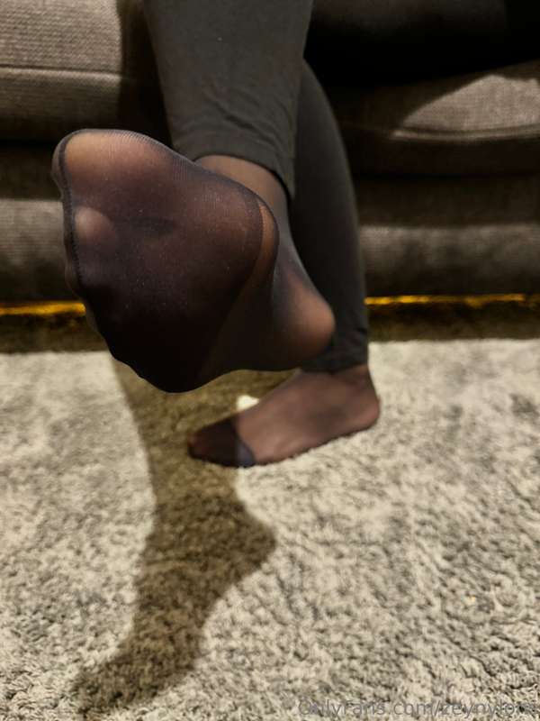 Zeynylons - Onlyfans - 08 Aug, 2024 3