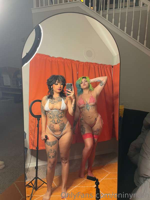 Some snaps from my collab :3 more pics coming soon! 4