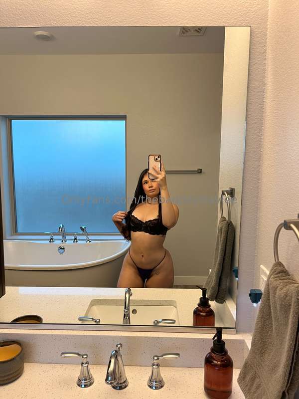 😈SEXTAPE NAUGHTINESS😈 Pussy getting stretched as soon as my ..