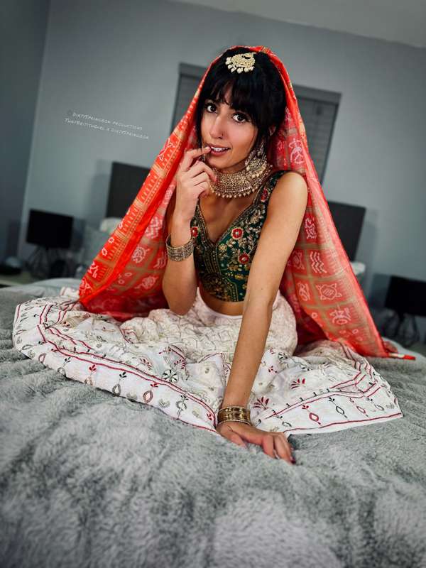 Your perfect desi wife ♥️ 11